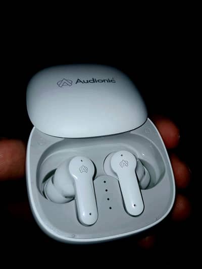 Audionic  550 Slide Earbuds 45 % Discount