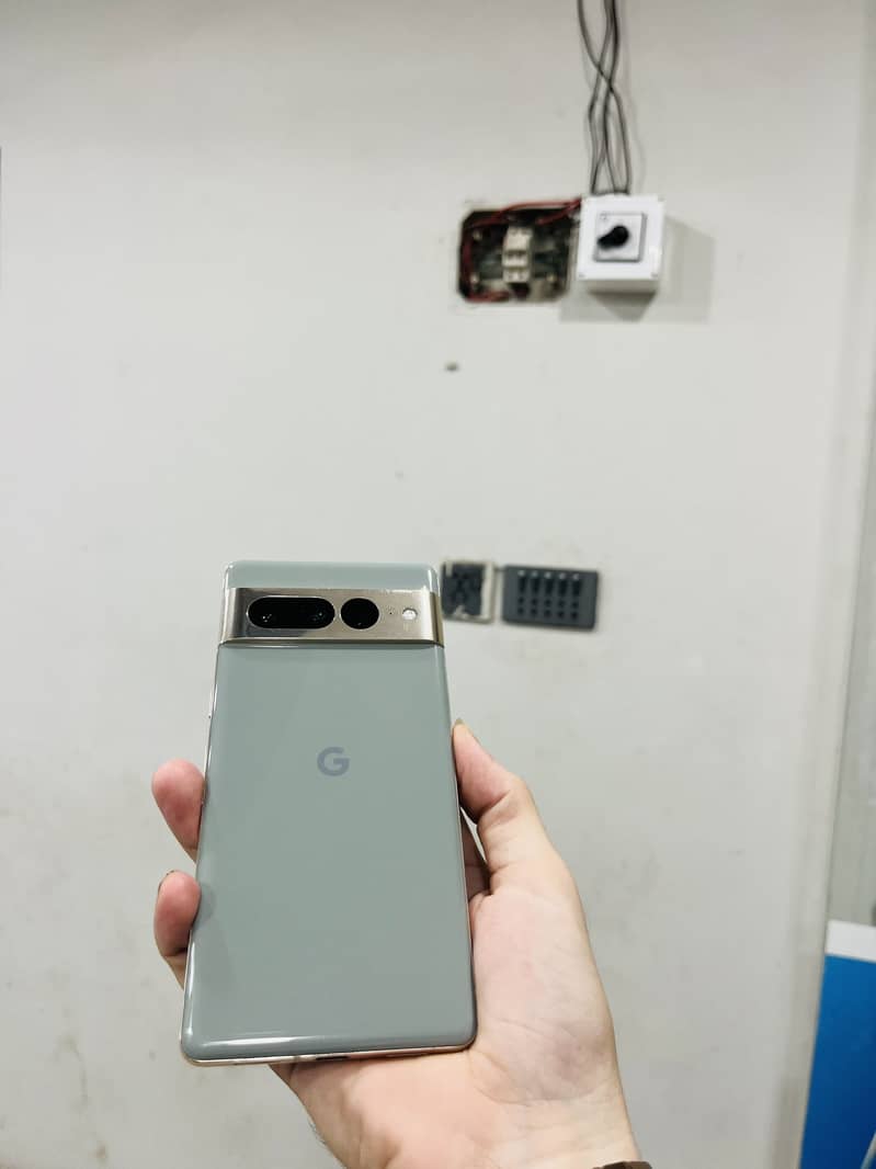 Google Pixel 7 Pro 2