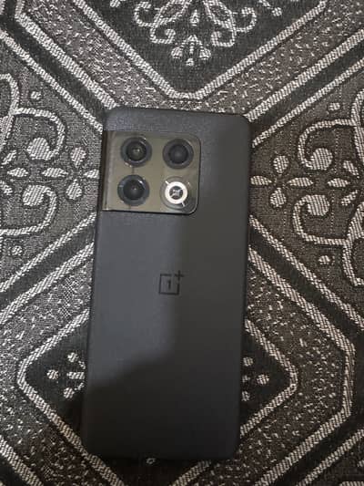 One Plus 10 Pro