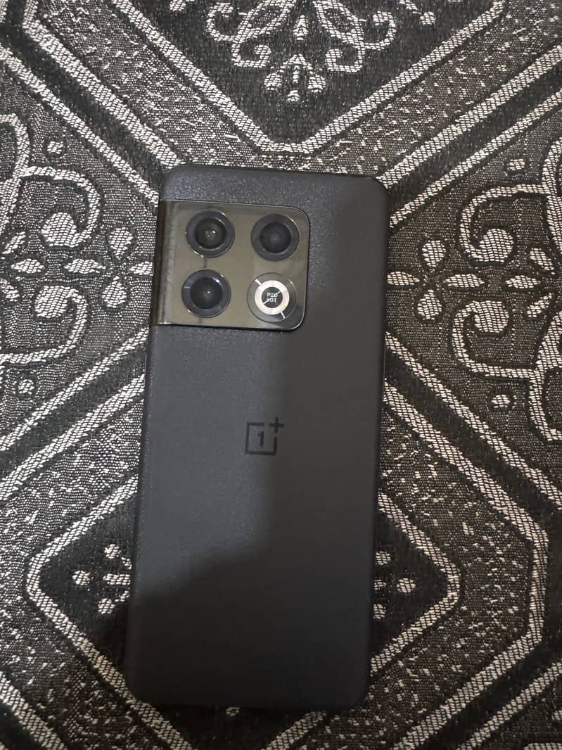 One Plus 10 Pro 0