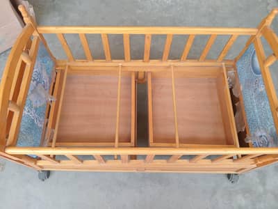 Baby wooden bed