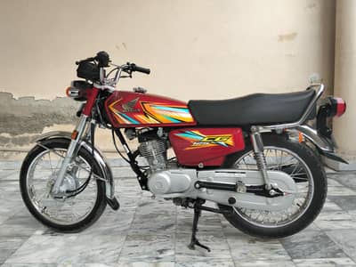 Honda CG 125 2026 Model - Total Genuine - 1876 km Driven