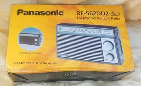 ORIGINAL PANASONIC RF-562DD2 FM, MW, SW PORTABLE RADIO