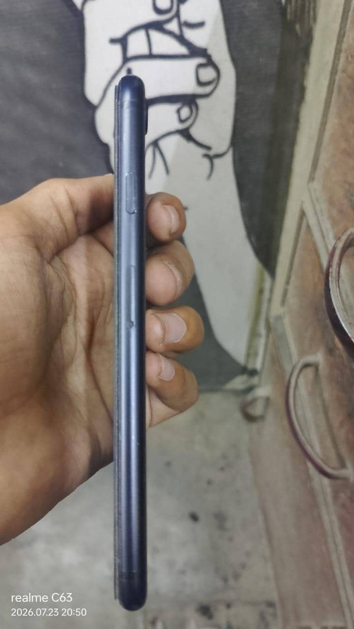 Apple iPhone SE 3