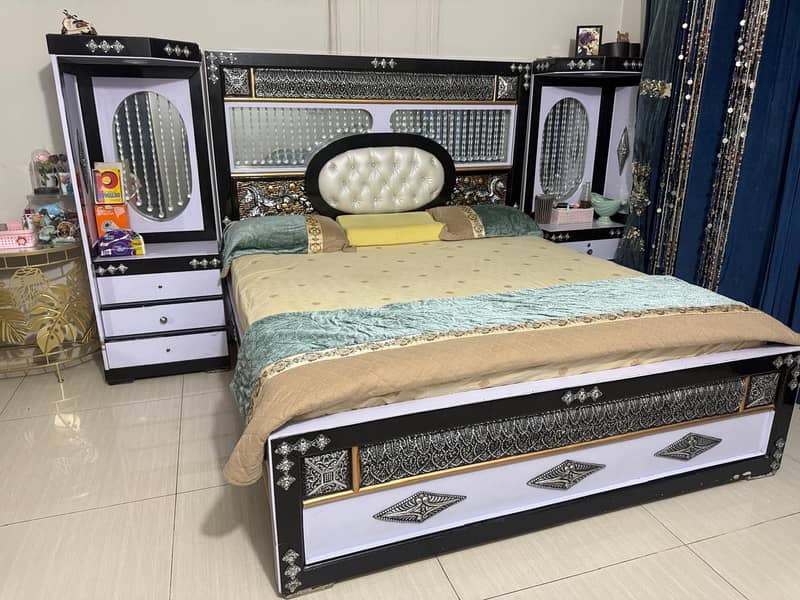 Stylist bed set 0