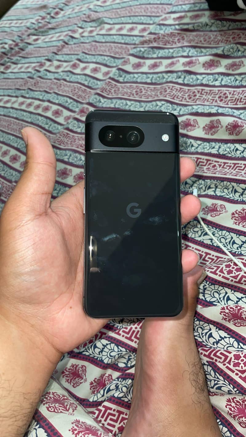 Google Pixel 8 0