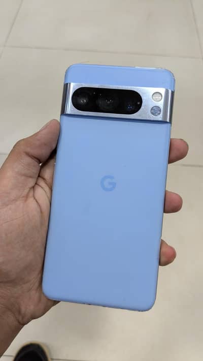Google Pixel 8 Pro