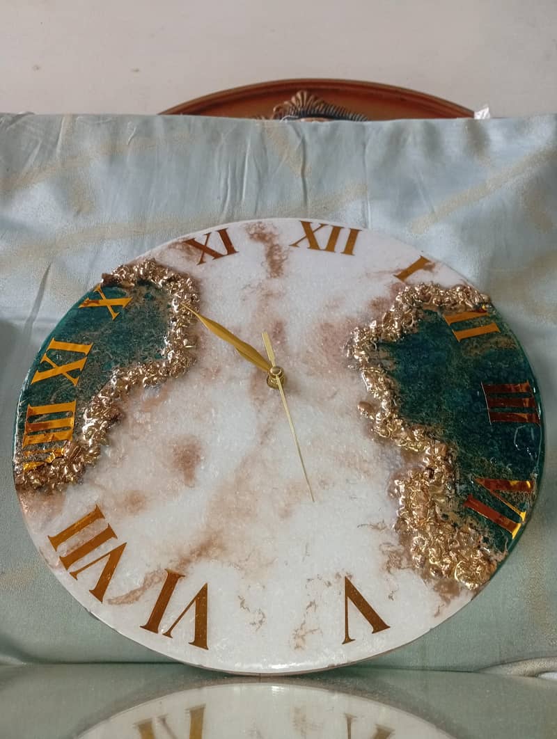 Handmade wall clock 3