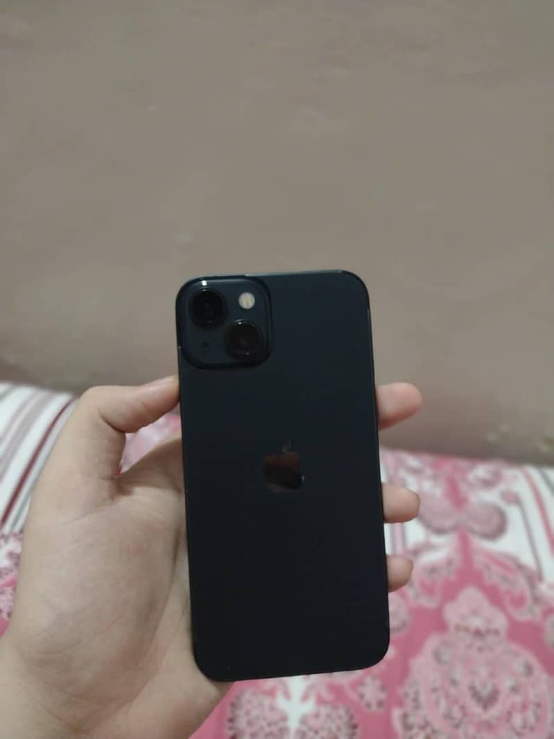Apple iPhone 13 2