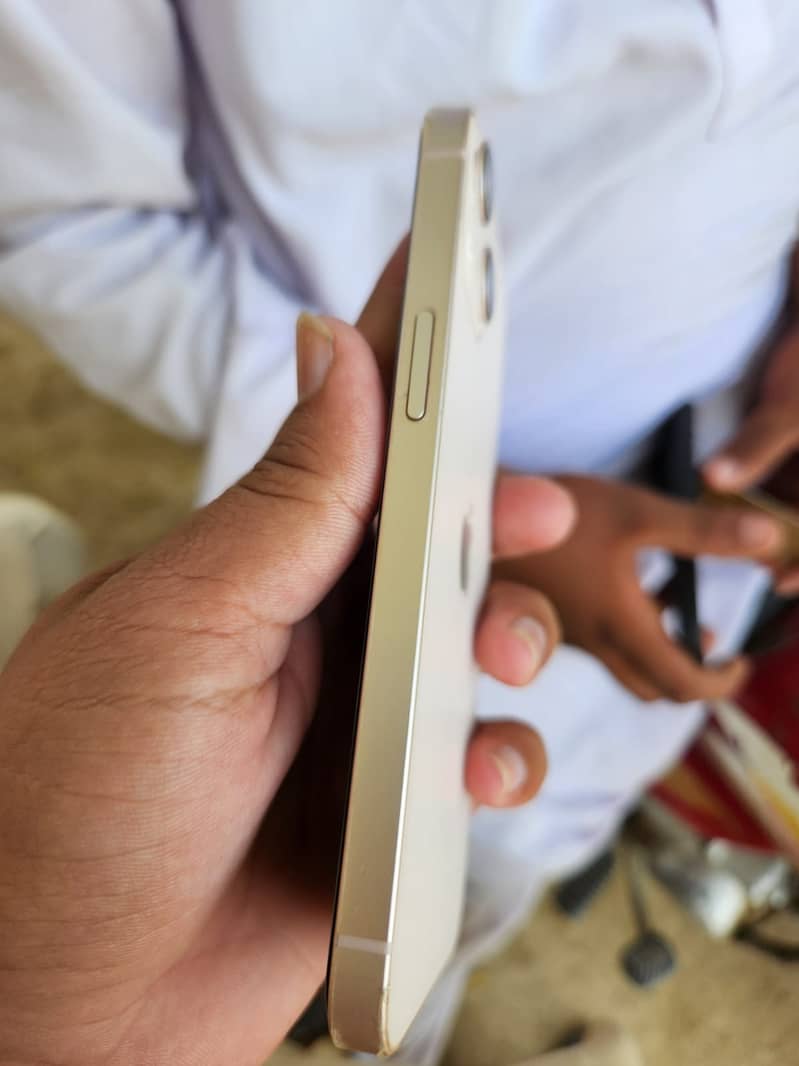 Iphone 13 6