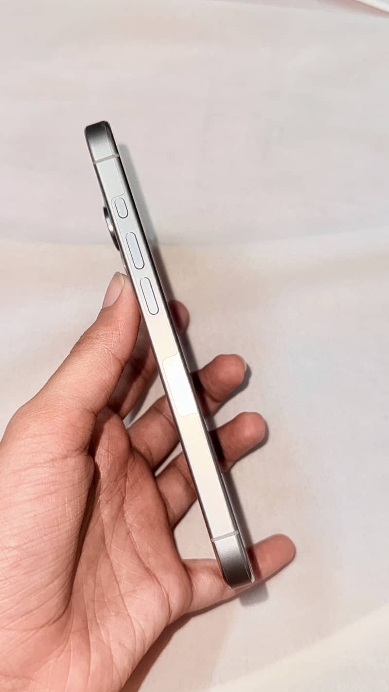 IPhone 15 pro 4