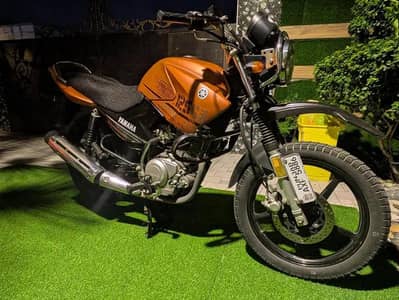 Yamaha YBR 125G (2024 Model) – Matt Orange  Original | Low Mileage