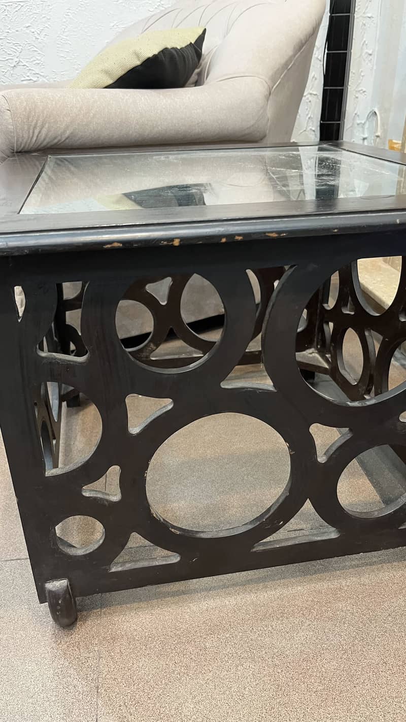 Coffee/center table set 1