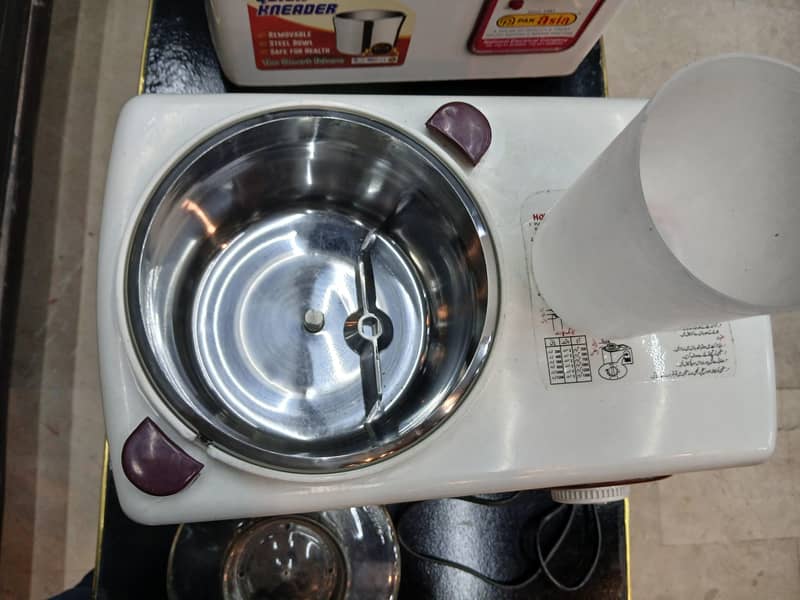 Quick Aata kneading machine for 4