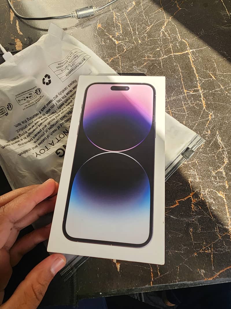 Apple iPhone 14 Pro Max 6