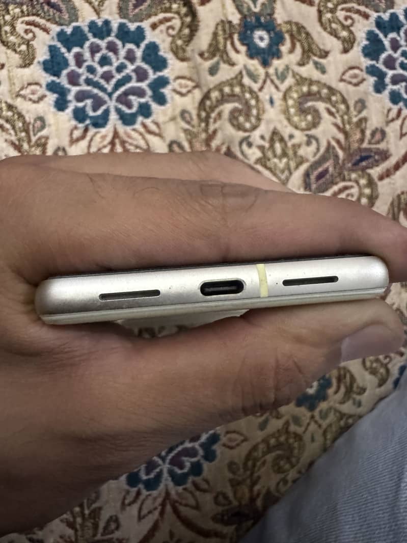 Google Pixel 7 5