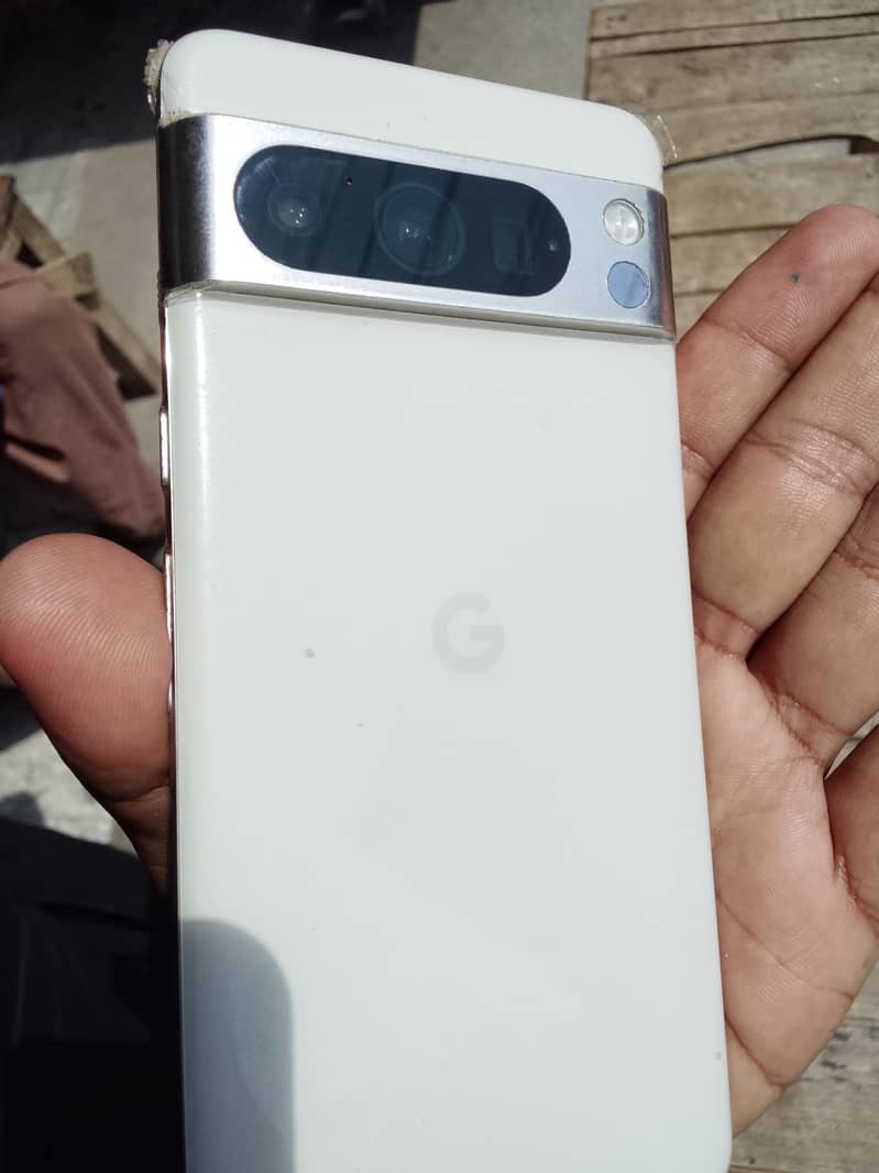 Google Pixel 8 Pro 0