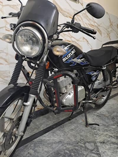 Suzuki GS 150 SE