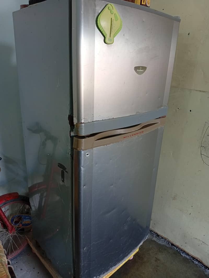 dawlance fridge 4