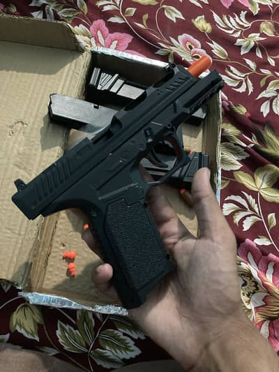 Strike Industries G17 Toy Gun - Shell Ejecting - Brand New