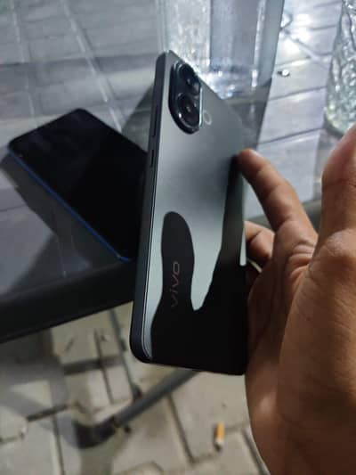 Vivo V50 Lite