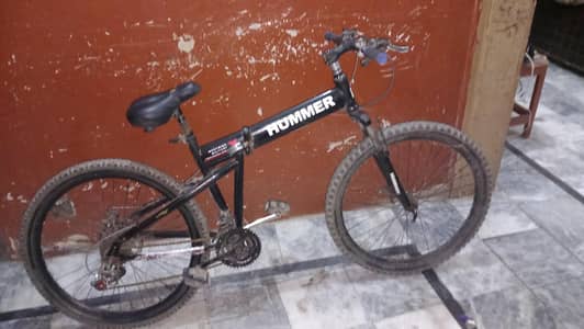 foldable Hummer black colour 10 by 10 condition