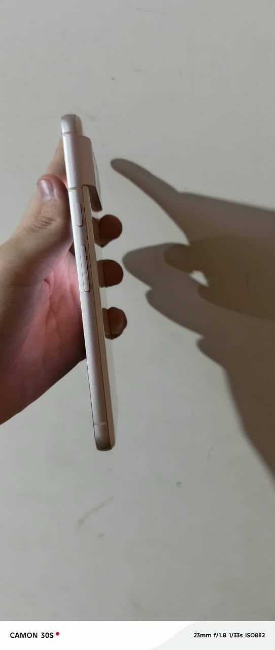 Google Pixel 8 1