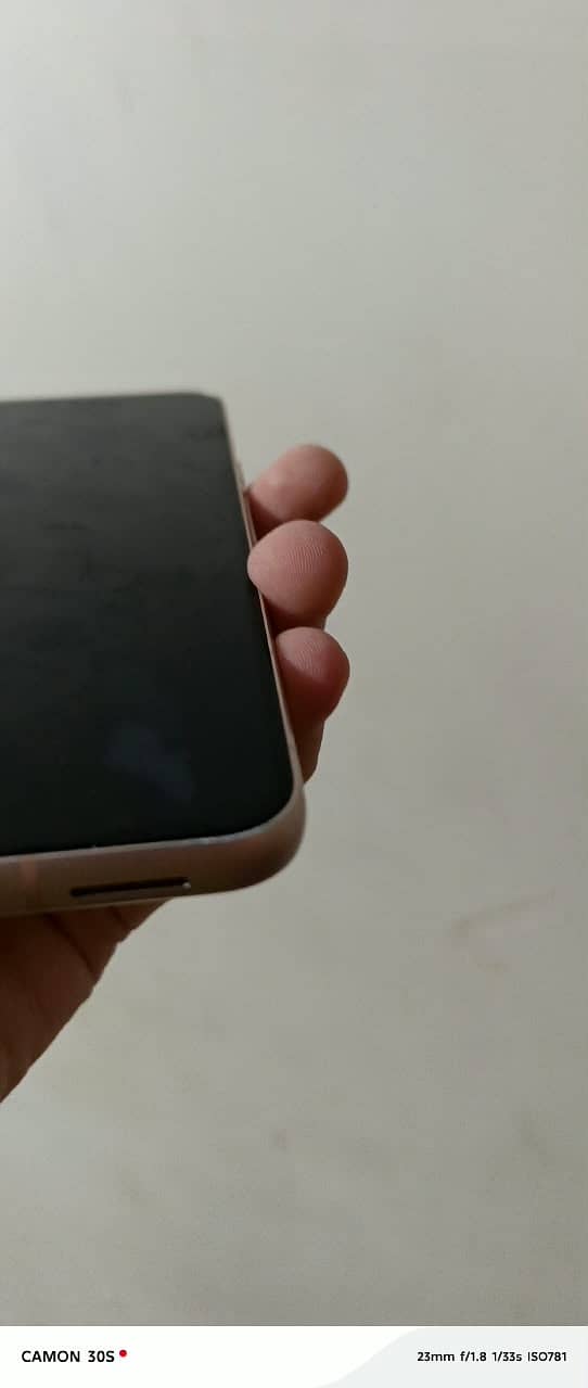 Google Pixel 8 5