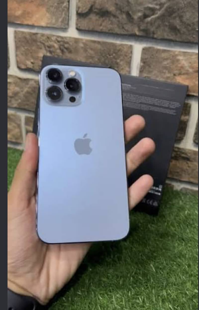 Apple iPhone 13 Pro 0