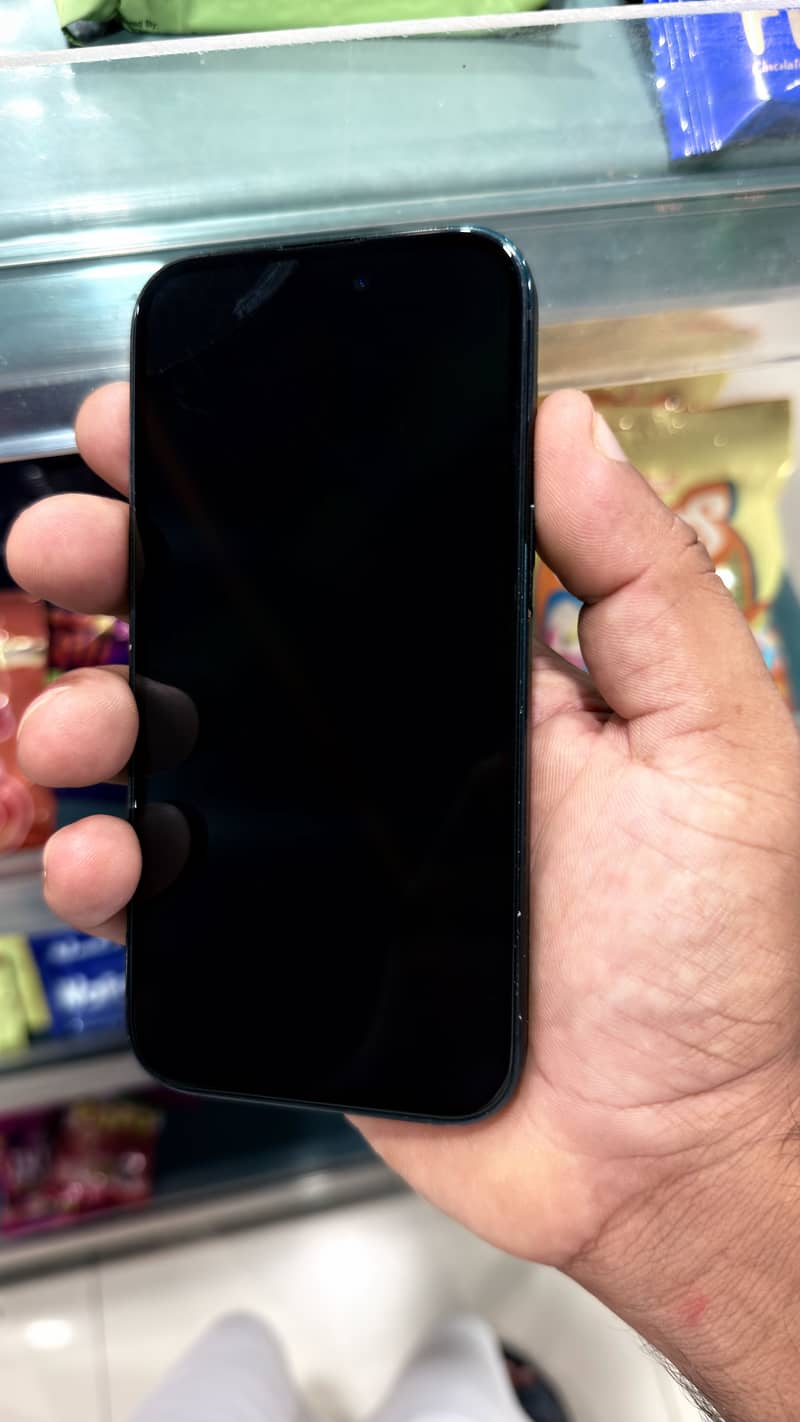 Apple iPhone 15 2