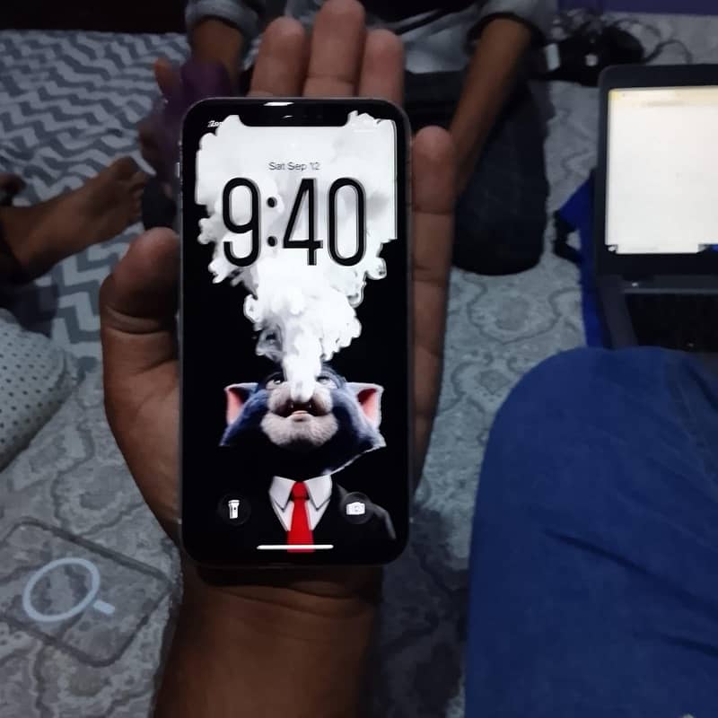 Apple iPhone 11 3