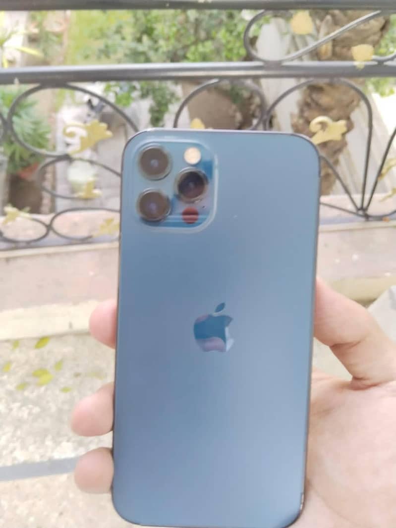 Apple iPhone 12 Pro 0