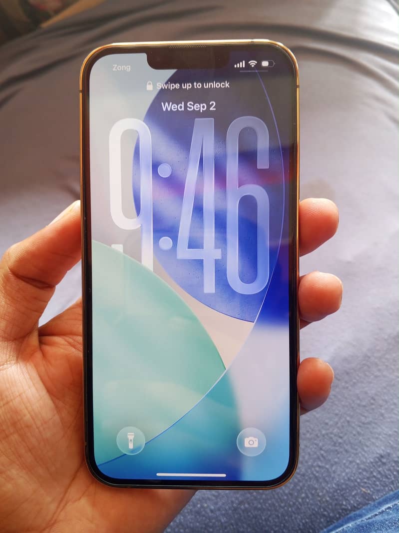 Apple iPhone 13 Pro 2