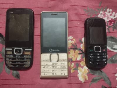 Nokia 1661 with Q