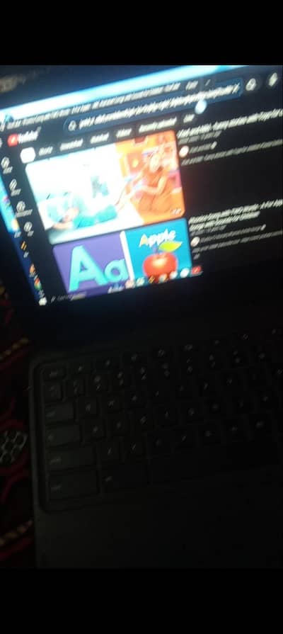 Lap top crome book 03220236293 Korangi crossing All okay 10by10 cond