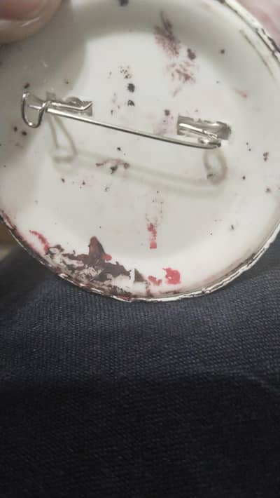 painted badge of king YouTuber