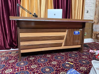 Office or productivity table