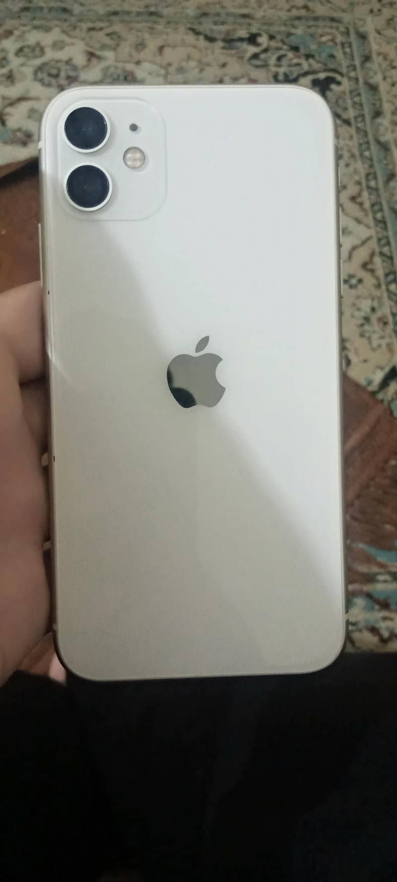 Apple iPhone 11 3