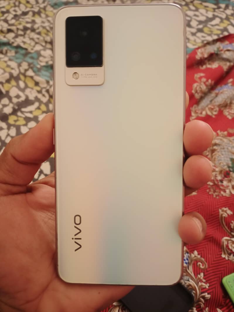 Vivo V21 5