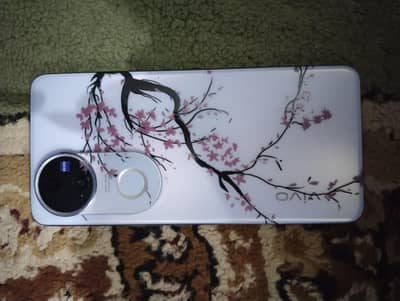 Vivo V50