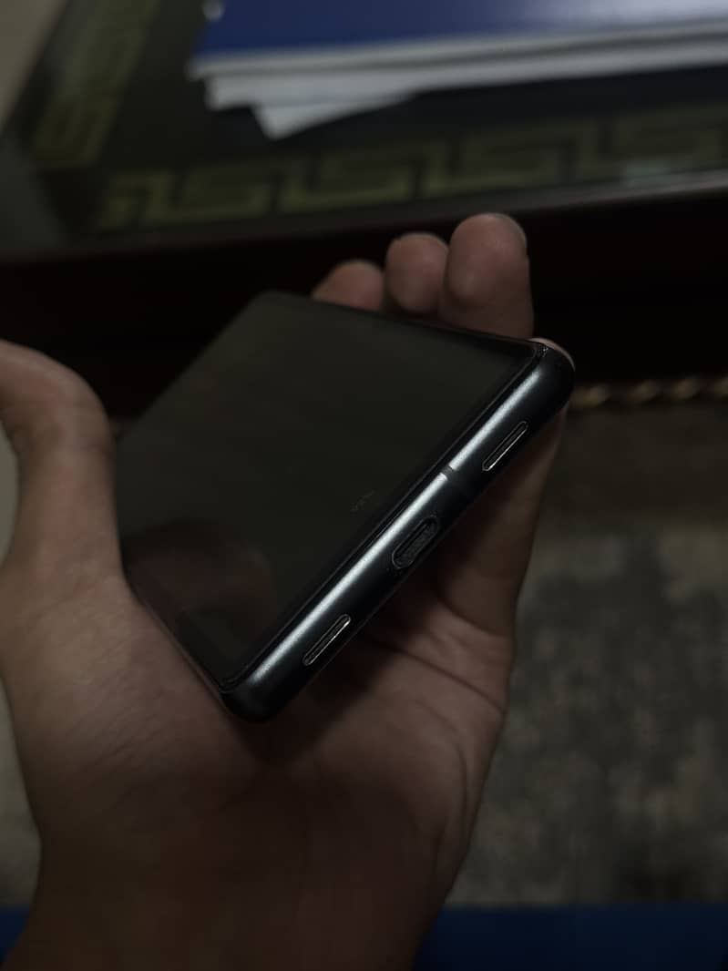 Google Pixel 7a 6