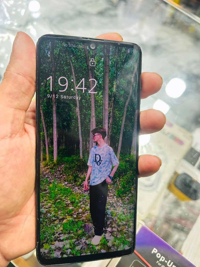 Sharp Aquos Zero 2 0