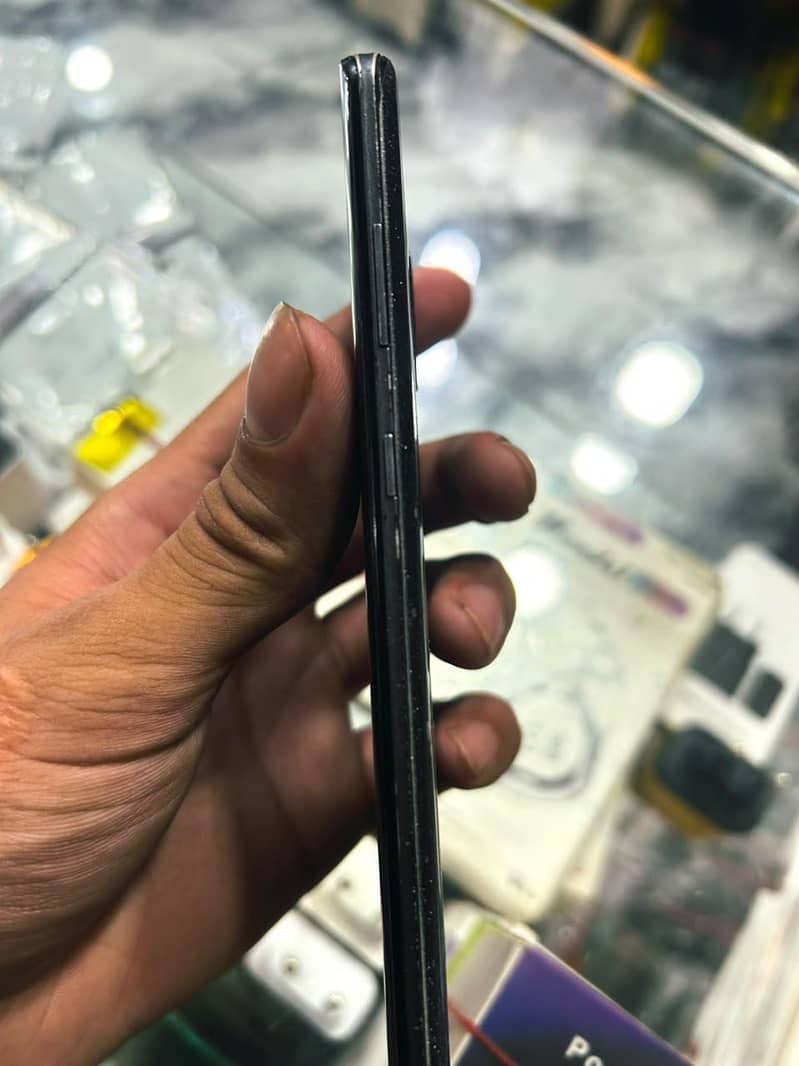 Sharp Aquos Zero 2 2