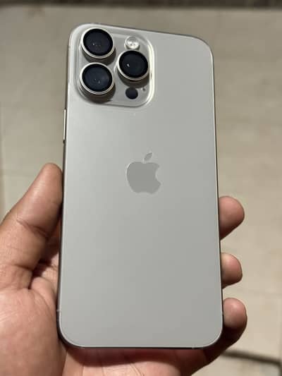 Apple iPhone 15 Pro Max