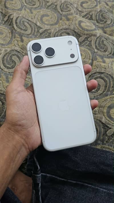 Apple iPhone 17 Pro Max jv