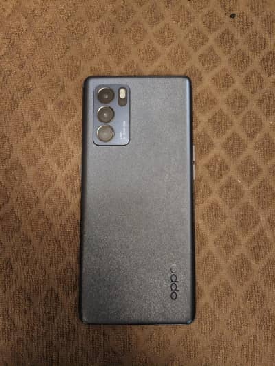 OPPO Reno6 Pro