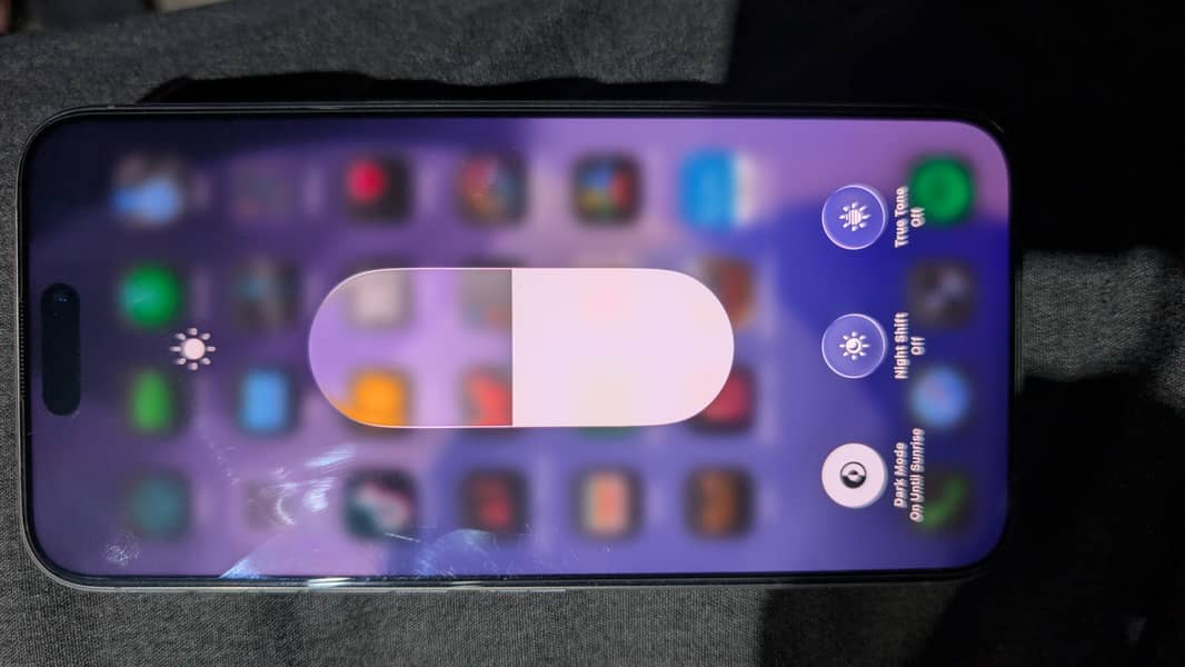 Apple iPhone 15 pro max 2