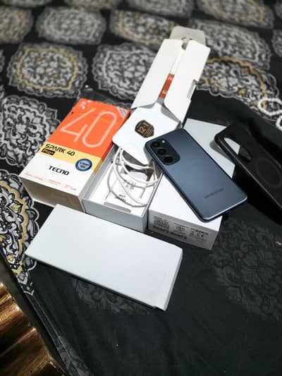 Tecno 40 pro plus