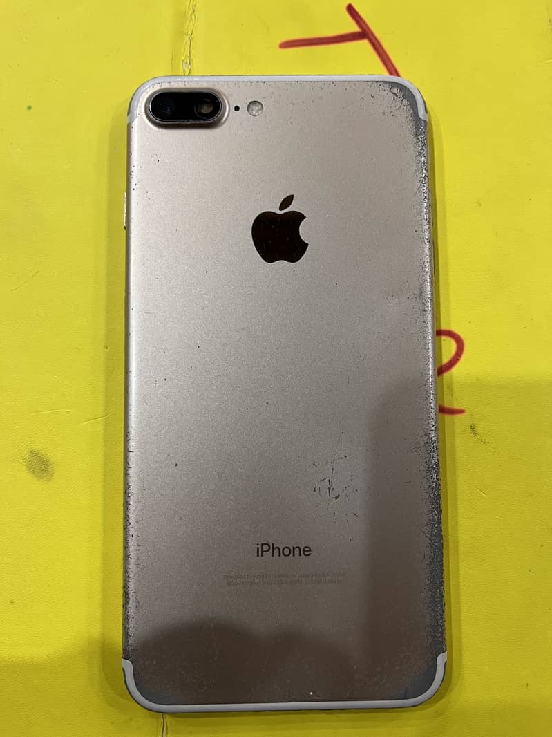 Apple iPhone 7 Plus 1