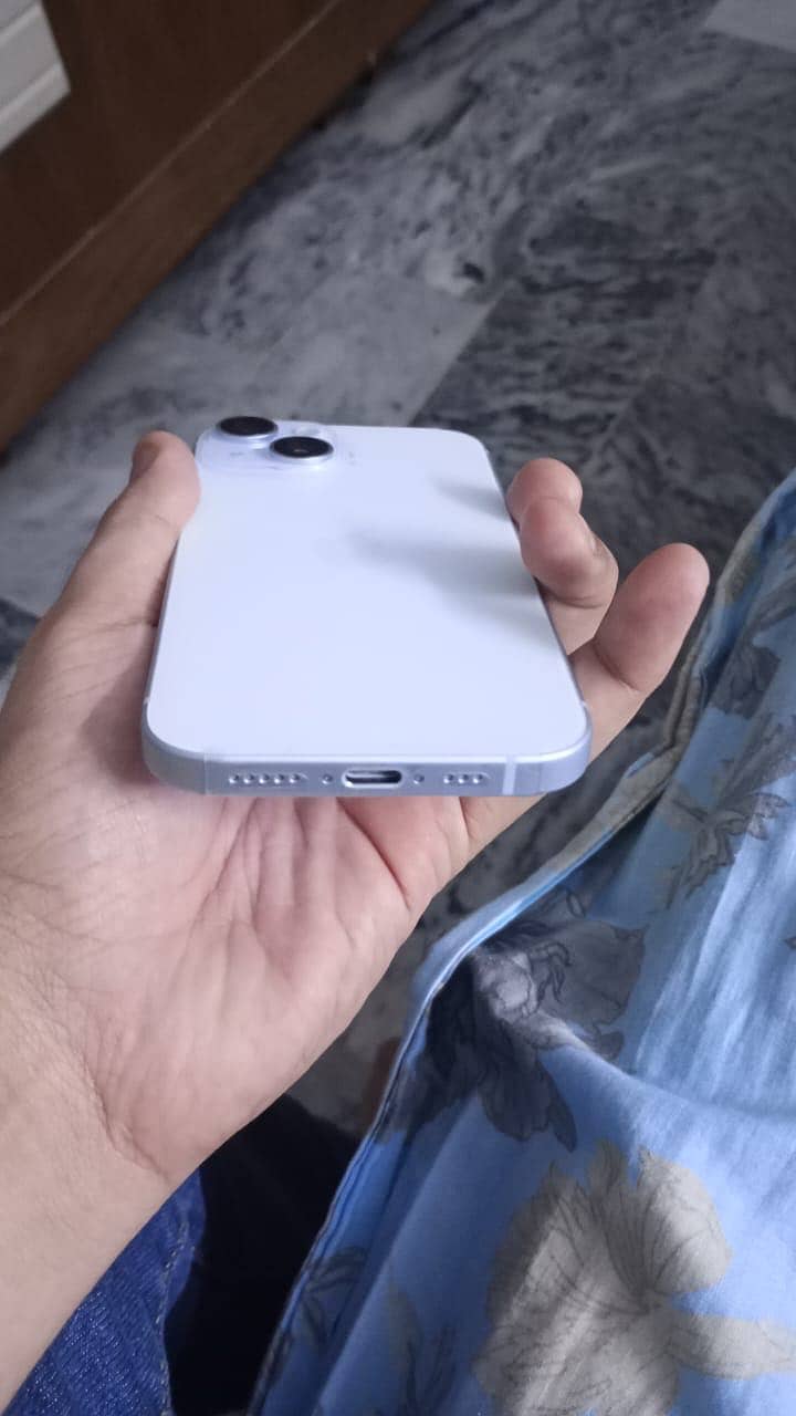 Apple iPhone 15 0